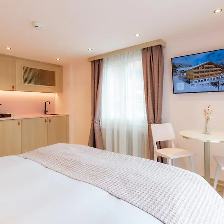 Grindellodge Otel 3*