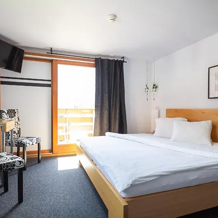Grindellodge Otel 3*